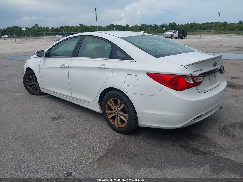 2013 HYUNDAI SONATA auction photo 3