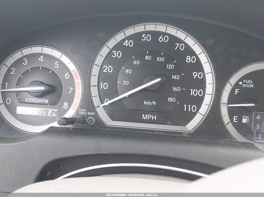 2006 TOYOTA SIENNA auction photo 7