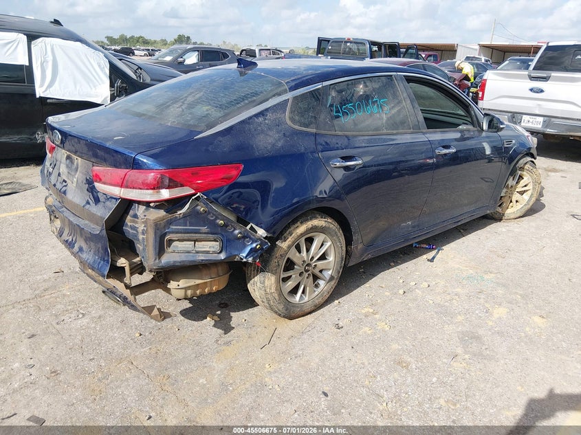 2017 KIA OPTIMA LX · Фото 4