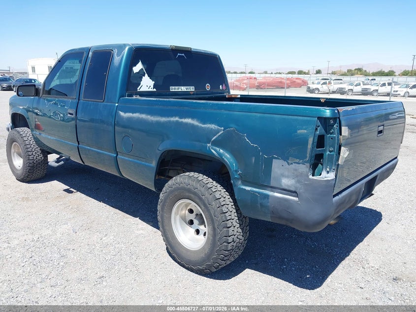 1997 CHEVROLET C1500 auction photo 3