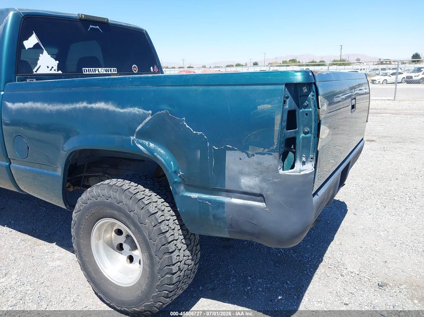 1997 CHEVROLET C1500 auction photo 6