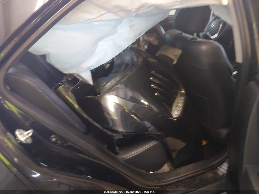 2017 TOYOTA COROLLA SEDAN 1.8L I-4 DOHC, VVT, 132HP