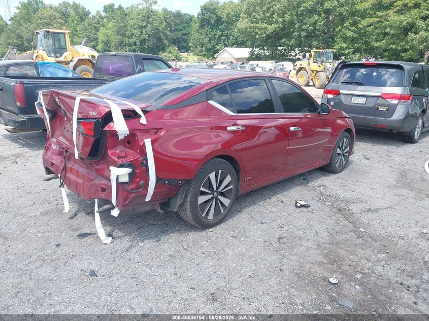 2022 NISSAN ALTIMA auction photo 4