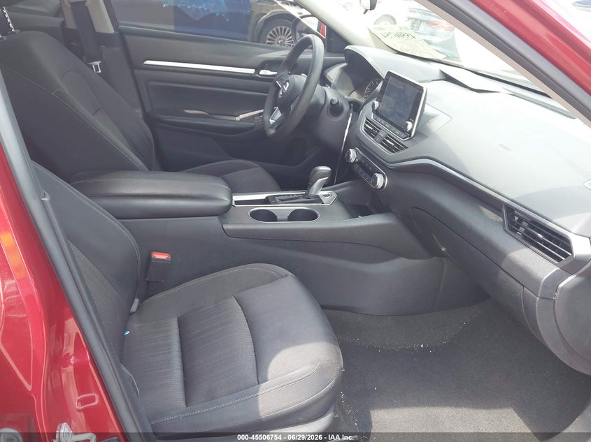 2022 NISSAN ALTIMA auction photo 5