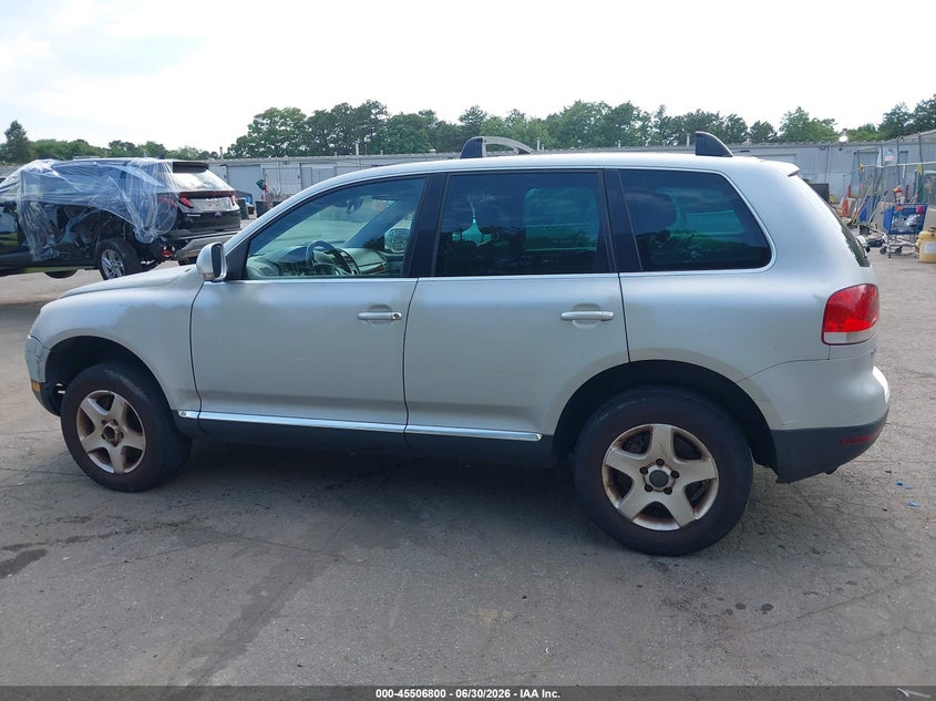 2004 Volkswagen Touareg V6 VIN: WVGBC77L64D082349 Lot: 45506800