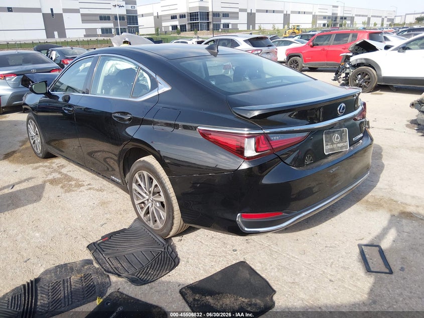 Vin: 58aca1c17nu022862, lot: 46005048, lexus es 300h 20223