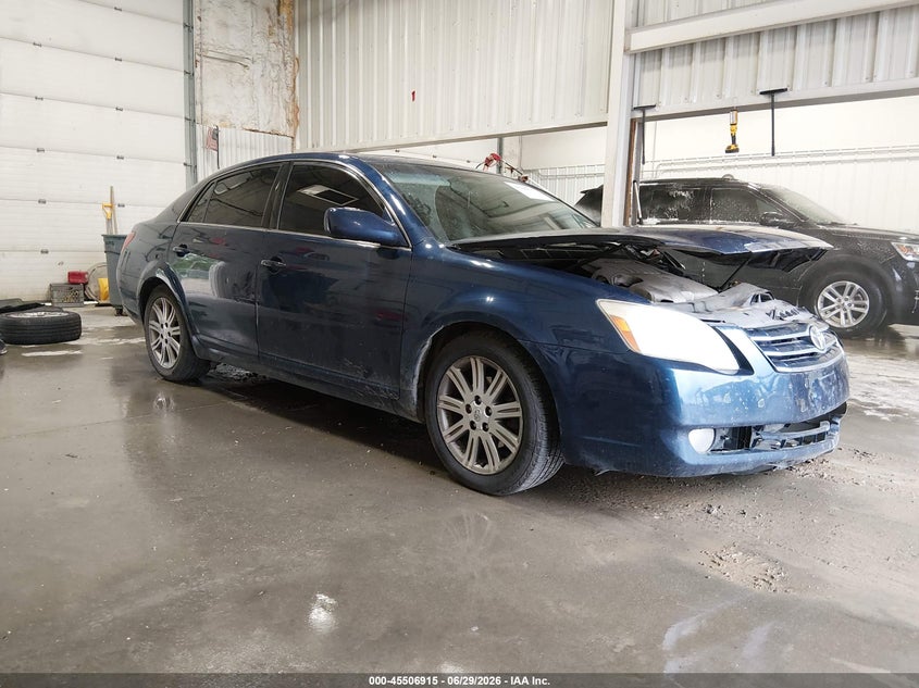 2005 Toyota Avalon