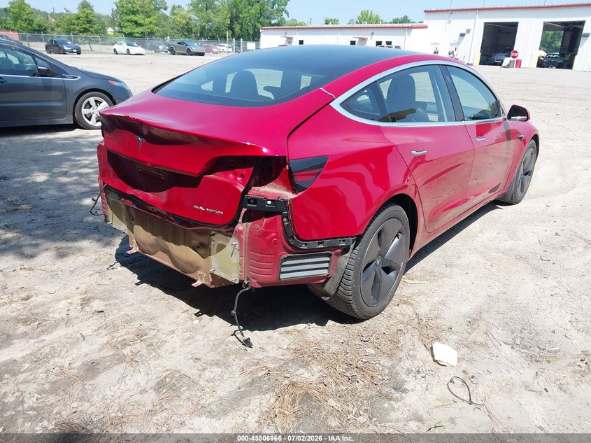 2018 TESLA MODEL 3 auction photo 4