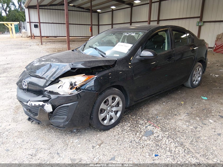 Vin: jm1bl1ug1b1357276, lot: 46005235, mazda mazda3 i sport 20112