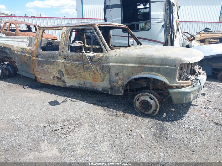 1995 FORD F350 auction photo 6