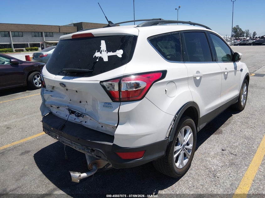 Vin: 1fmcu0hd2juc09318, lot: 46005291, ford escape sel 20184