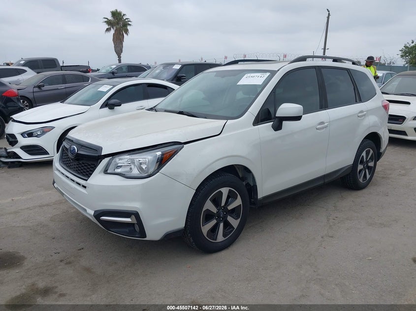 2017 Subaru Forester 2.5i Premium JF2SJAEC5HH509935 photo 1
