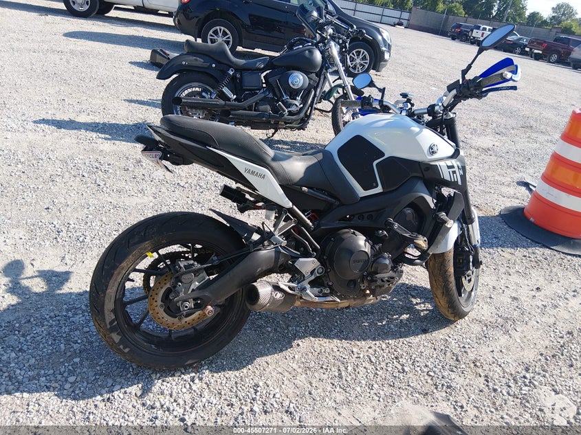 2017 Yamaha Fz09 VIN: JYARN53E7HA001838 Lot: 45507271
