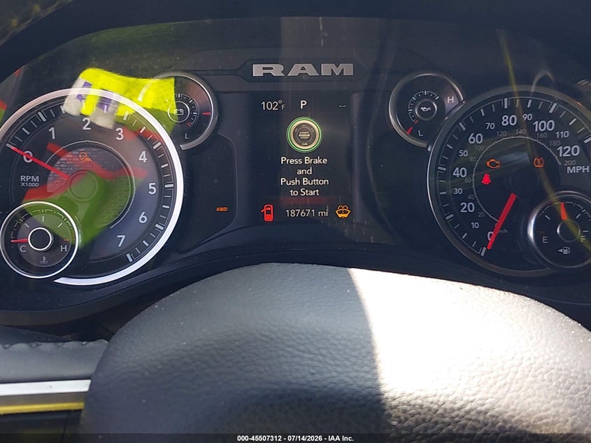 2020 RAM 1500 auction photo 7