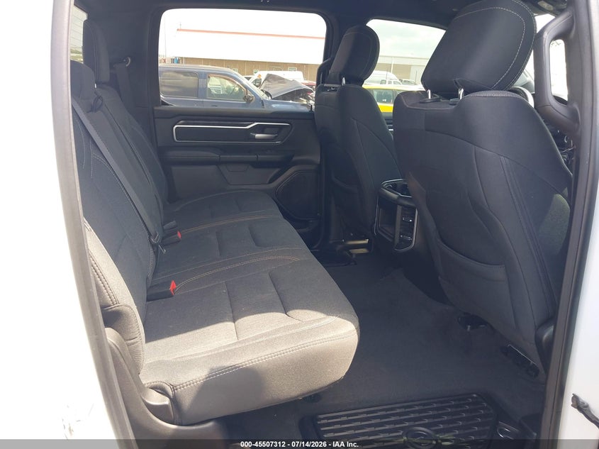 2020 RAM 1500 auction photo 8