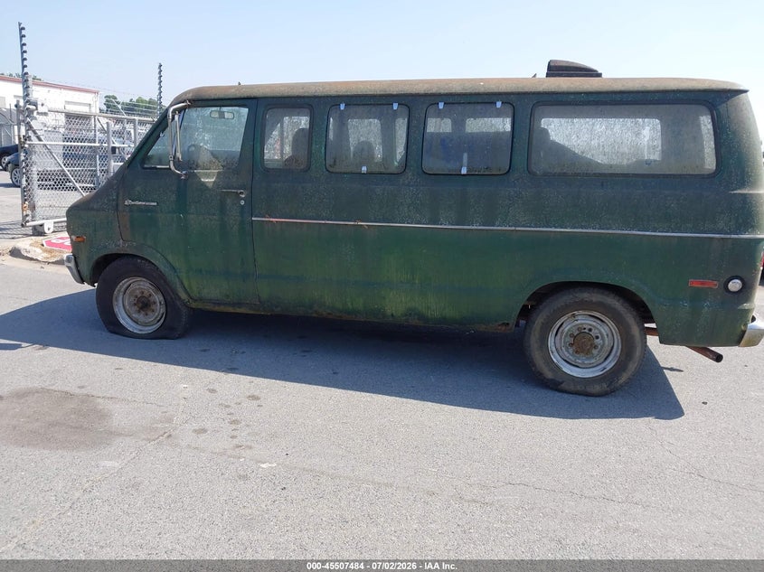 1972 Dodge Ram Van VIN: B33BE1U127381 Lot: 45507484
