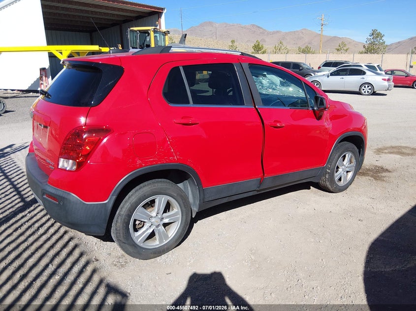 2016 CHEVROLET TRAX auction photo 4