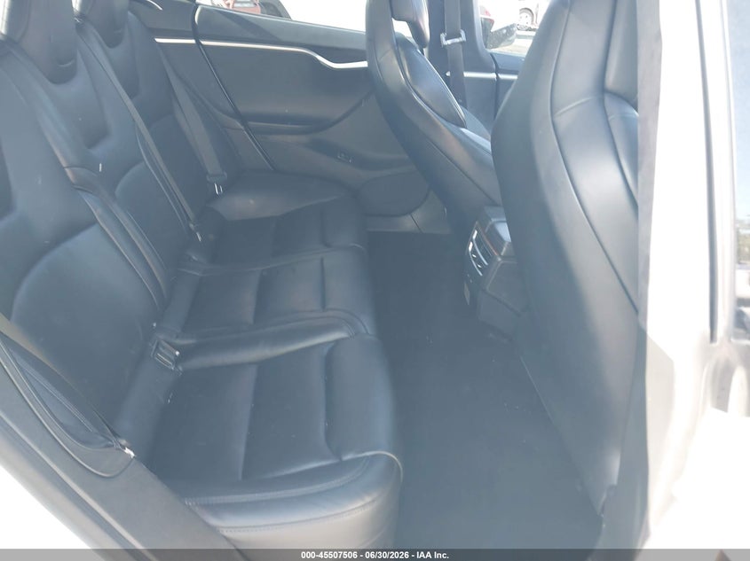 2018 Tesla Model S 100D/75D/P100D VIN: 5YJSA1E28JF246822 Lot: 45507506