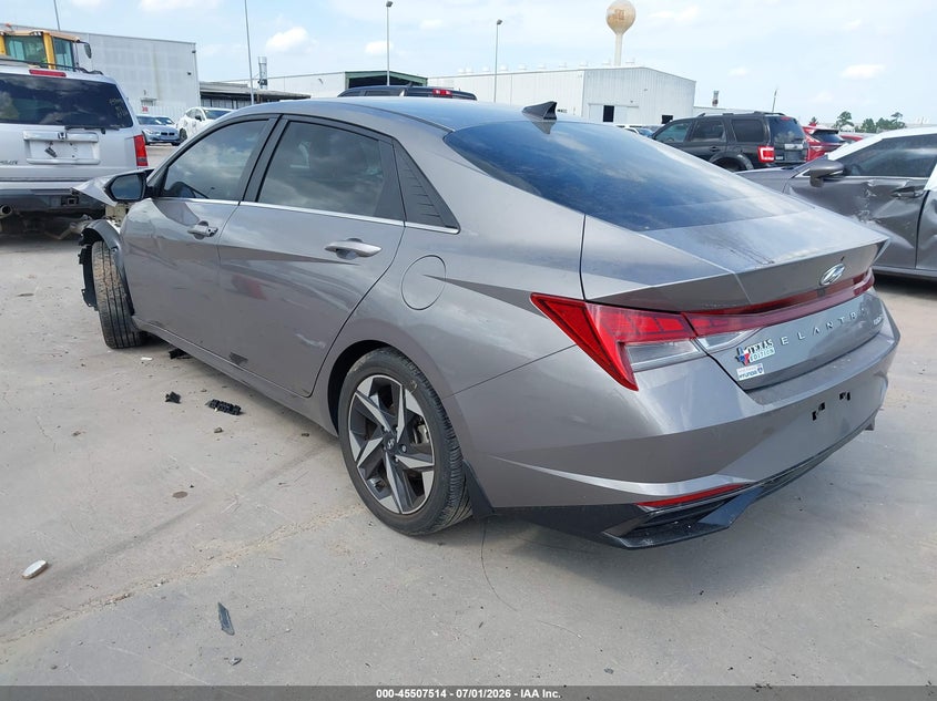2023 HYUNDAI ELANTRA auction photo 3