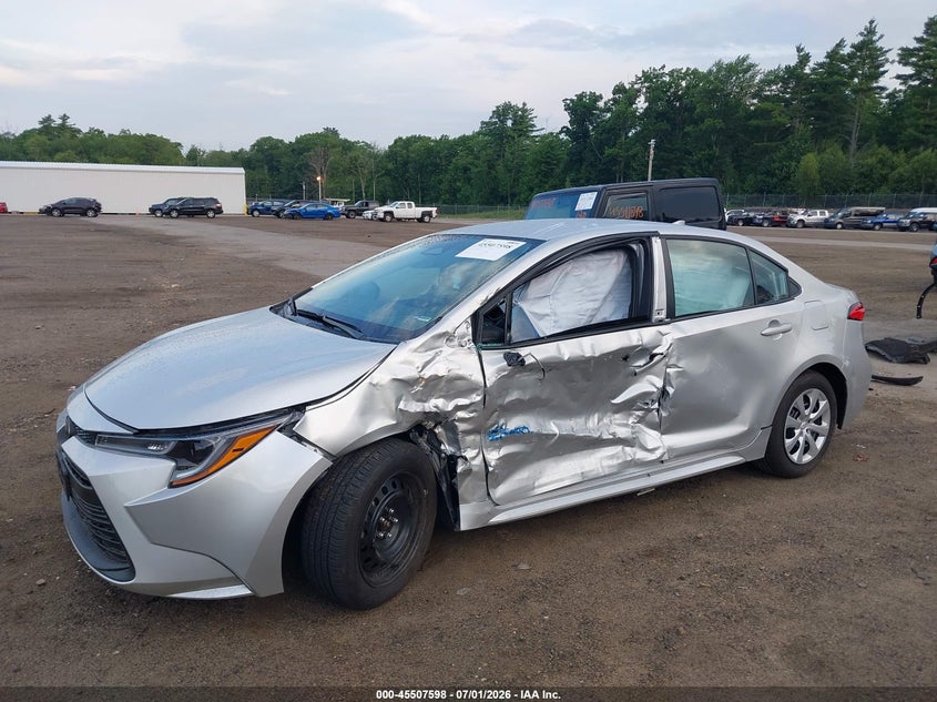 2026 TOYOTA COROLLA auction photo 6