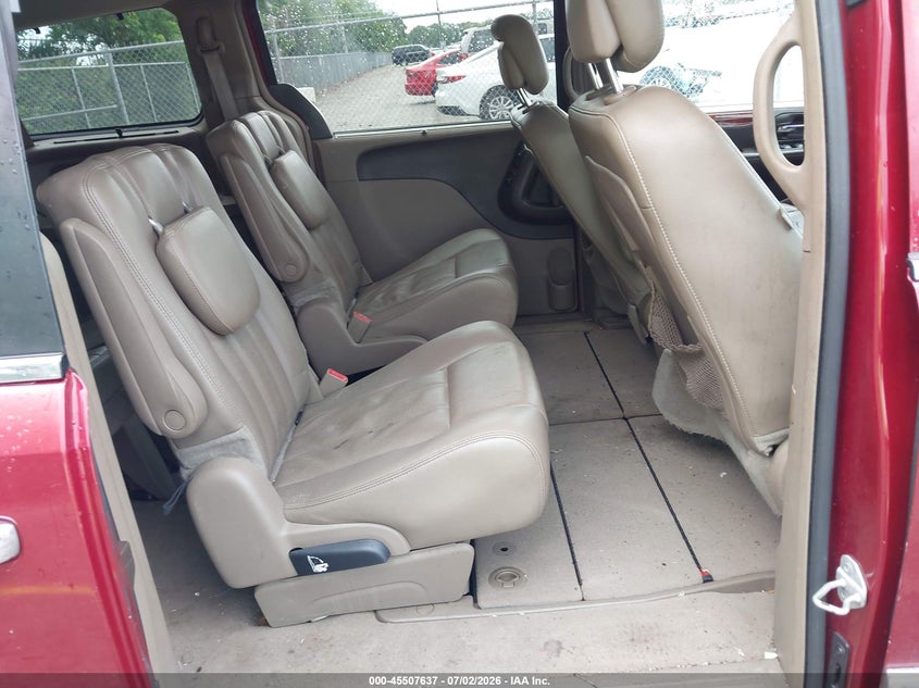 2013 Chrysler Town & Country Touring-L VIN: 2C4RC1CG7DR511570 Lot: 45507637