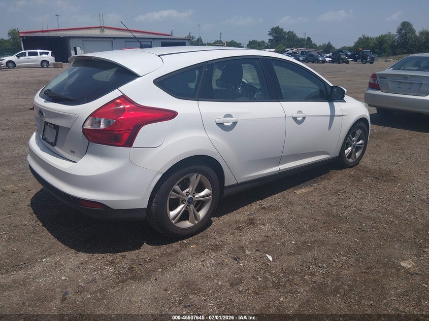 Vin: 1fahp3k2xcl311068, lot: 46005861, ford focus se 20124