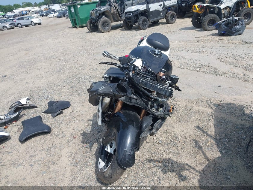 2008 SUZUKI GSX1300 auction photo 5