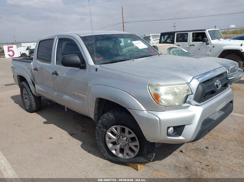 2012 TOYOTA TACOMA auction photo 1