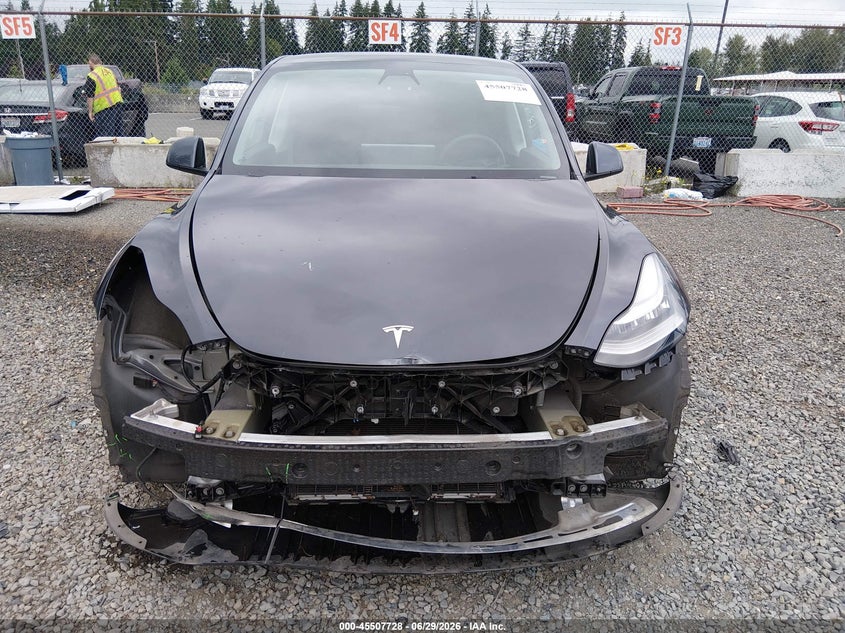 AtlanticExpress - Tesla Model Y