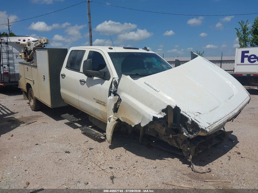 2022 CHEVROLET SILVERADO 4500HD auction photo 1