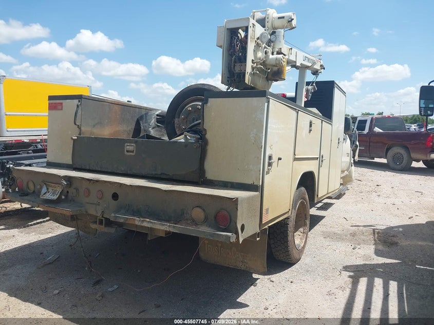 2022 CHEVROLET SILVERADO 4500HD auction photo 4