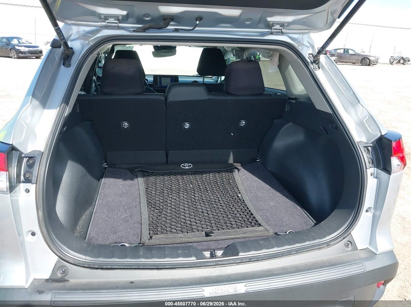2023 Toyota Corolla Cross Le VIN: 7MUBAABGXPV052531 Lot: 45507770