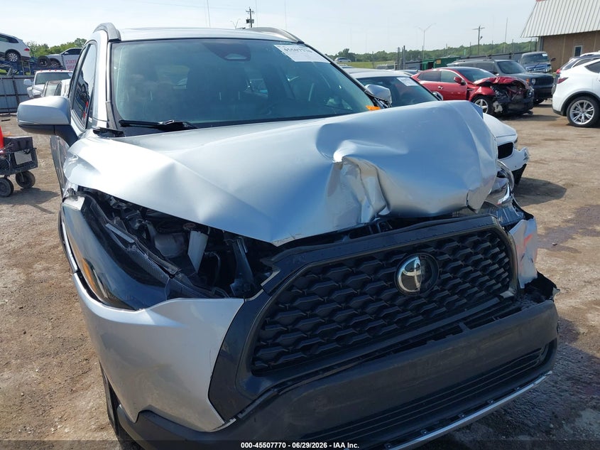 2023 Toyota Corolla Cross Le VIN: 7MUBAABGXPV052531 Lot: 45507770