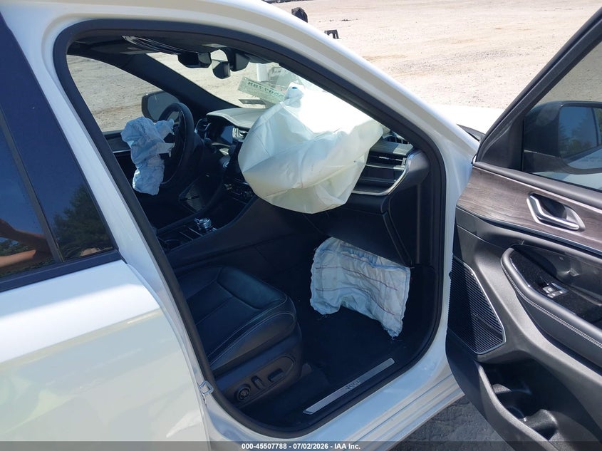 2022 JEEP GRAND CHEROKEE 4XE auction photo 5