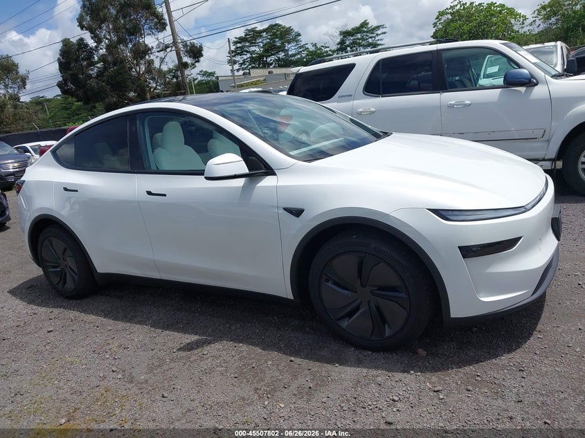 TESLA MODEL Y - zdjęcie 13