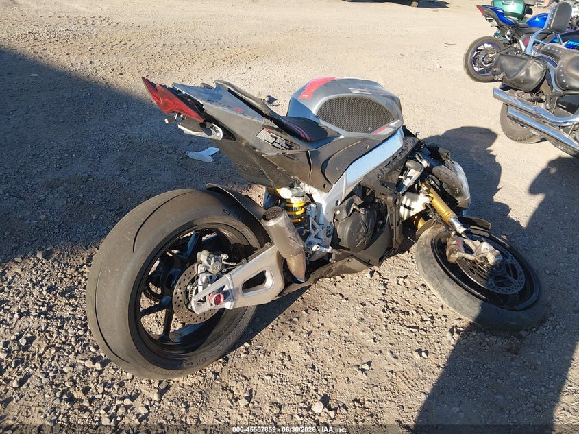 2021 APRILIA RSV4 auction photo 4