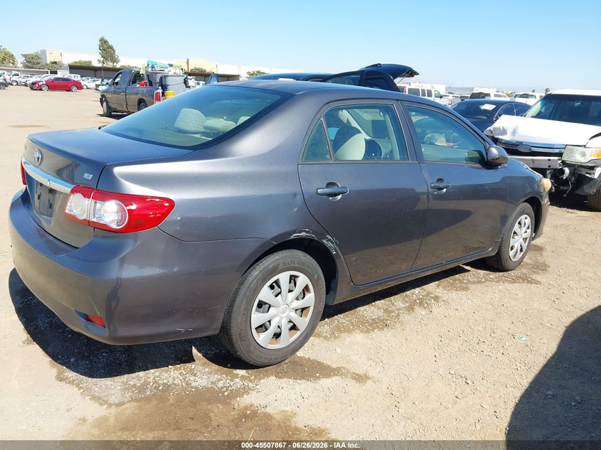 2011 TOYOTA COROLLA auction photo 4