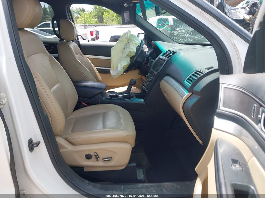 2016 FORD EXPLORER auction photo 5