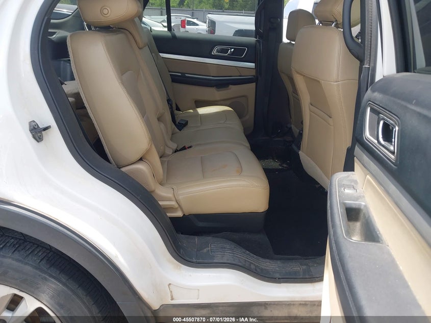 2016 FORD EXPLORER auction photo 8