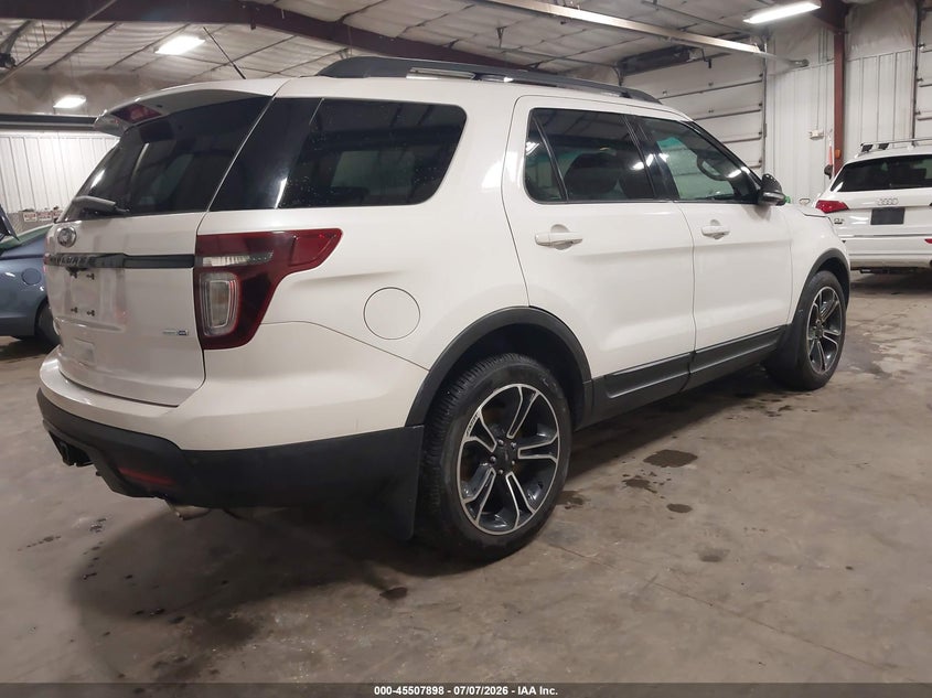 2015 FORD EXPLORER auction photo 4
