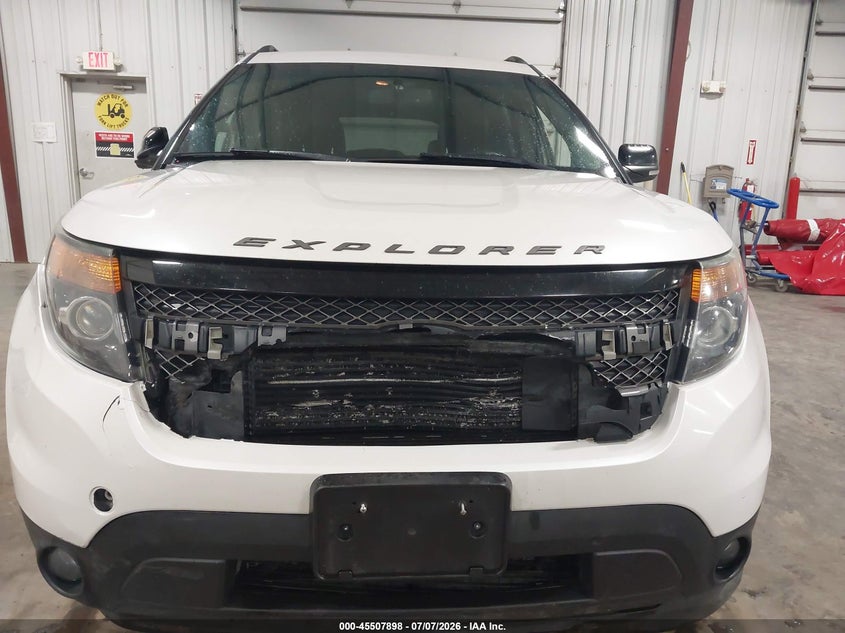2015 FORD EXPLORER auction photo 6