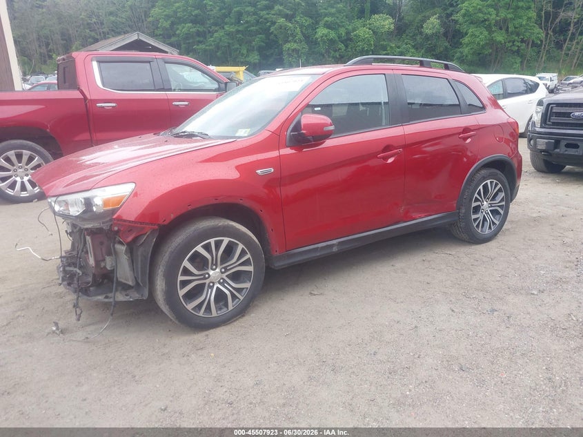 2018 Mitsubishi Outlander, Front End, IAAI, VIN JA4AR3AU5JU019807 — photo 2