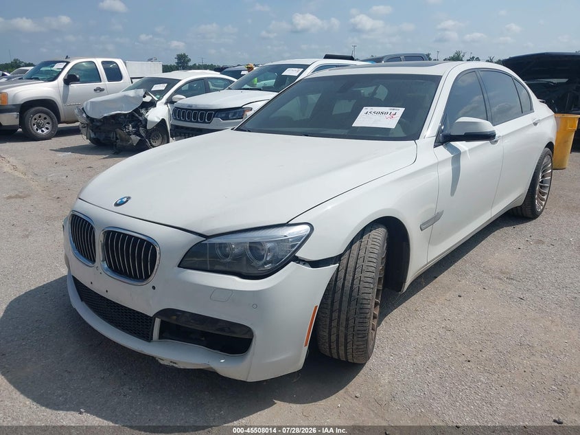 2015 BMW 740LI auction photo 2