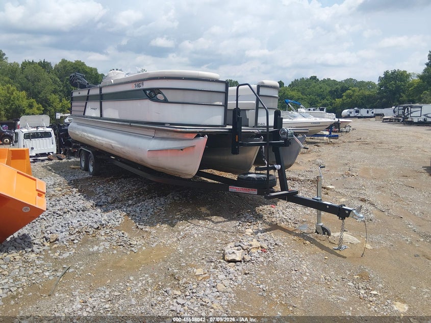 2022 Crest Iii Pontoon