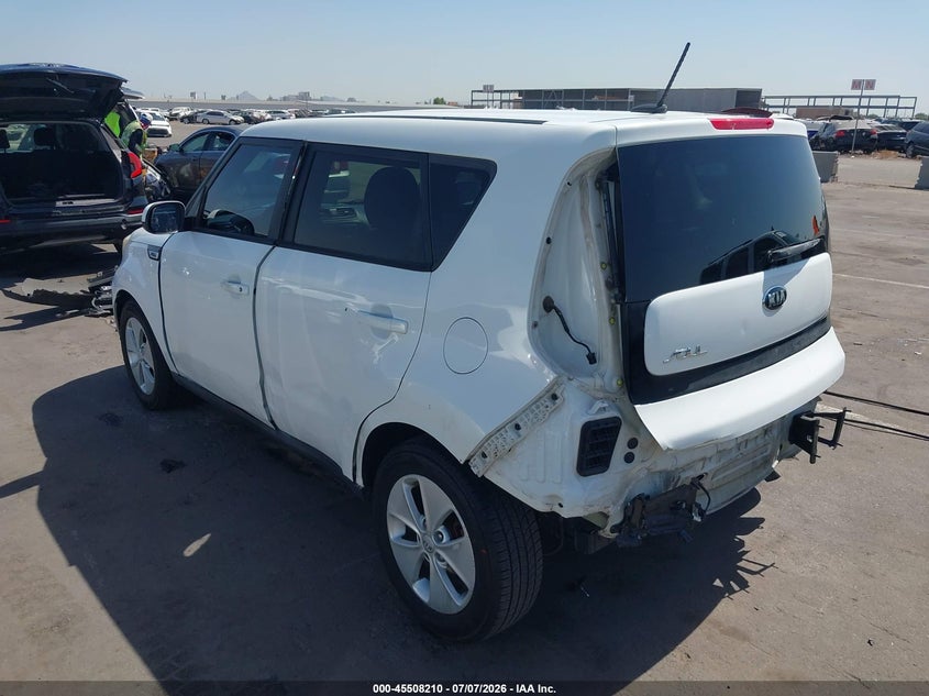 2015 KIA SOUL auction photo 3