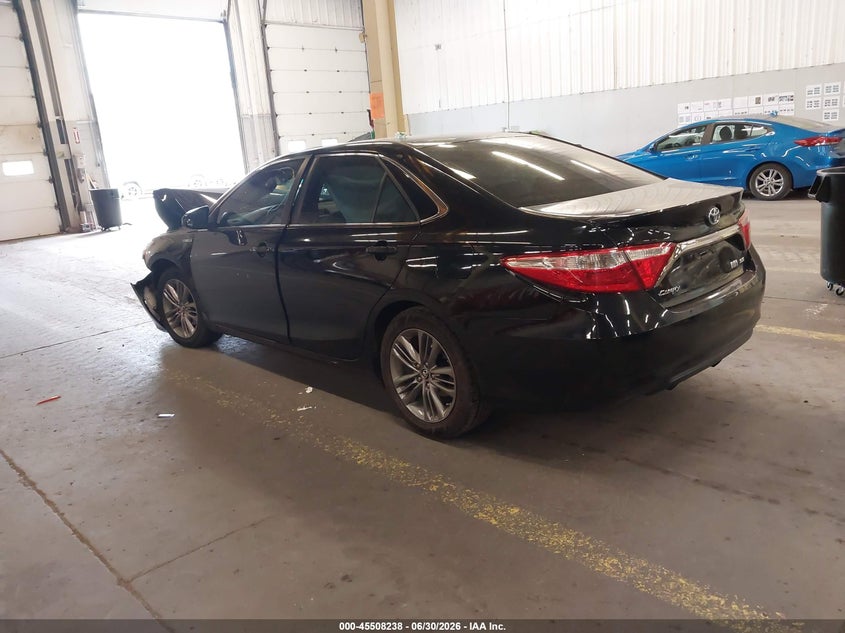 2015 TOYOTA CAMRY HYBRID auction photo 3