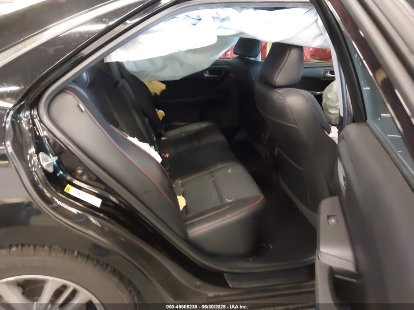 2015 TOYOTA CAMRY HYBRID auction photo 8