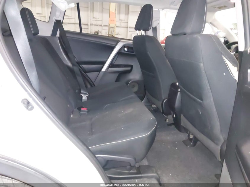 2016 TOYOTA RAV4 auction photo 8