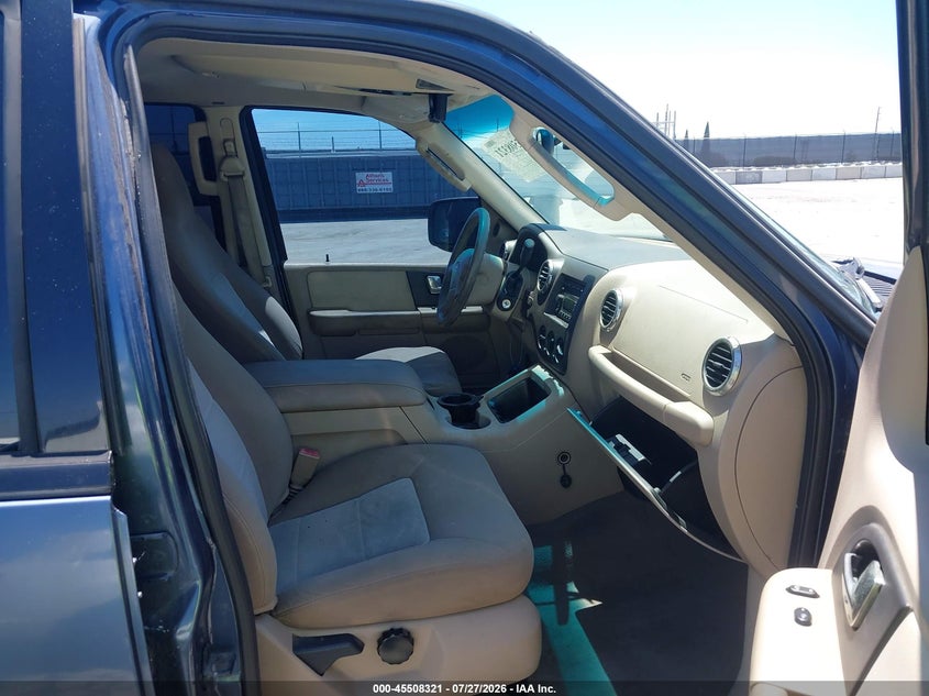 2003 FORD EXPEDITION auction photo 5
