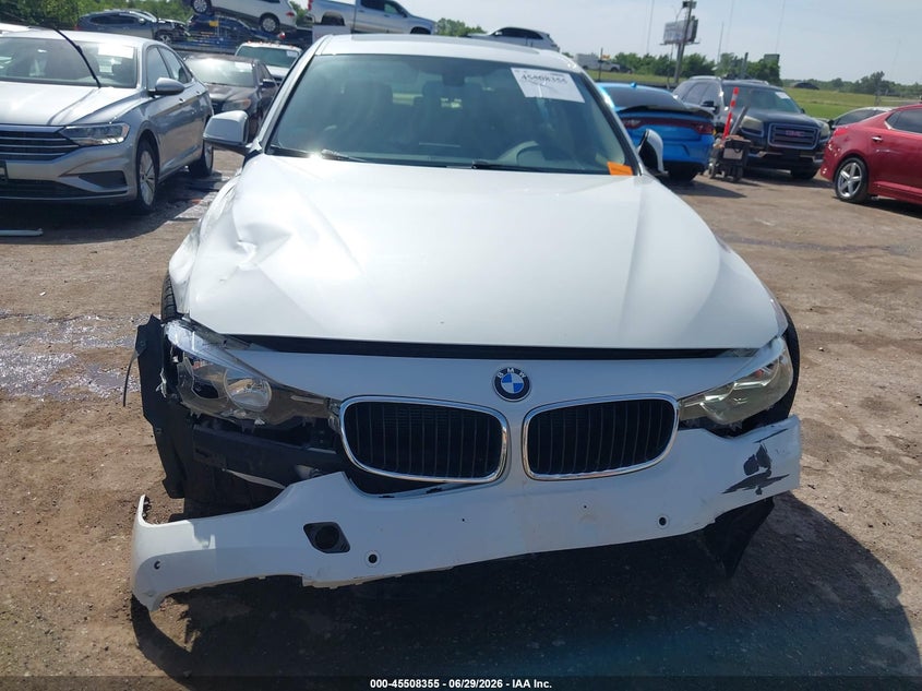 BMW 320I - zdjęcie 12